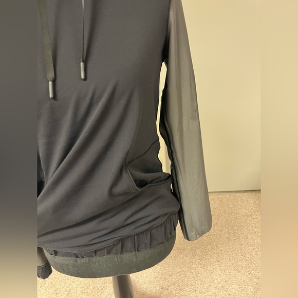 Lululemon hoodie - Picture 7 of 11